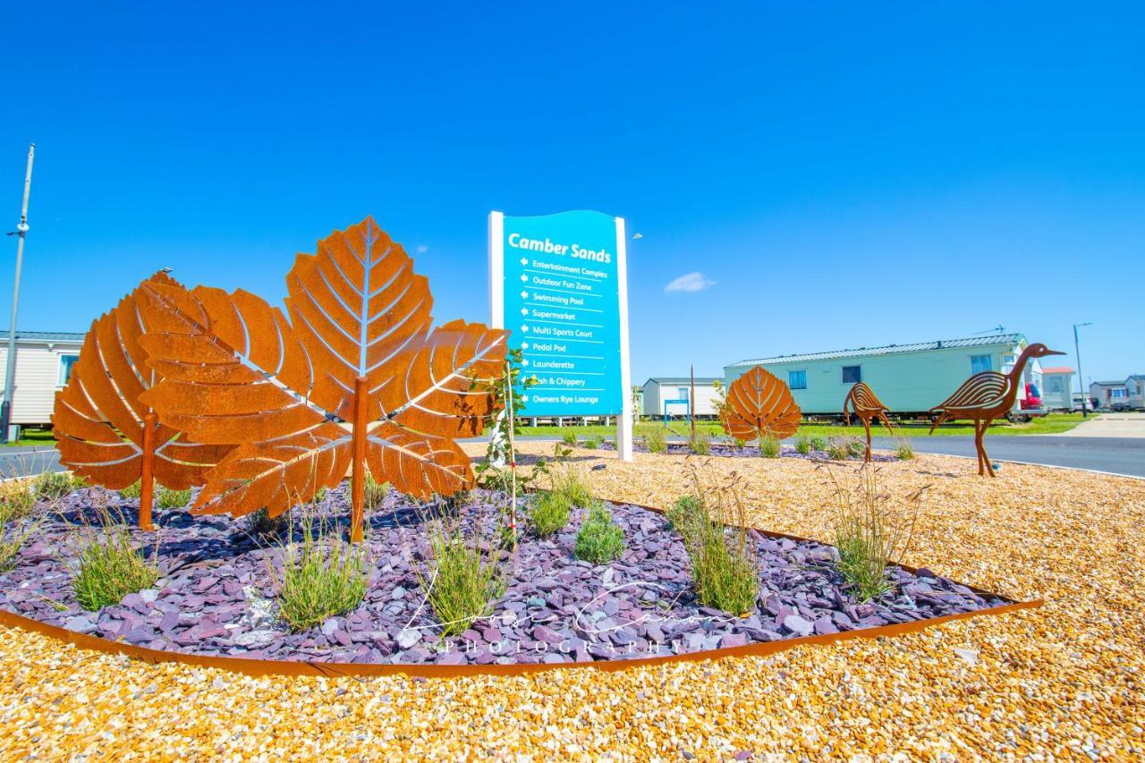 Sea 'N' Stars Platinum Plus Holiday Home With Views, Free Wifi And Netflix Camber Eksteriør bilde