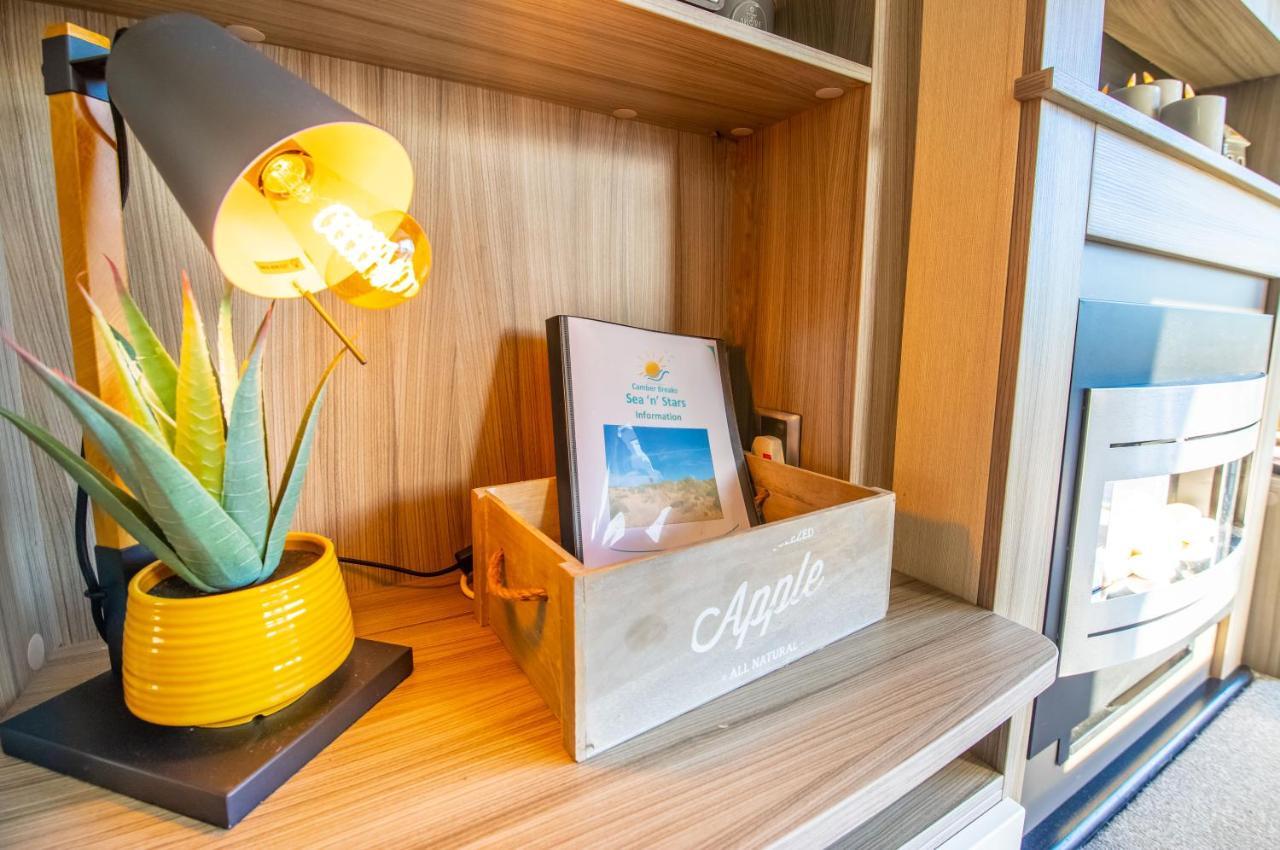 Sea 'N' Stars Platinum Plus Holiday Home With Views, Free Wifi And Netflix Camber Eksteriør bilde